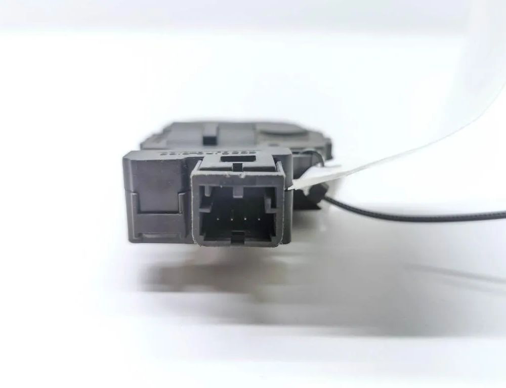 BMW 1 Series E81/E82/E87/E88 (2004-2013) Ventily na ovládanie vnútorného kúrenia 410475520,412650750 21180236