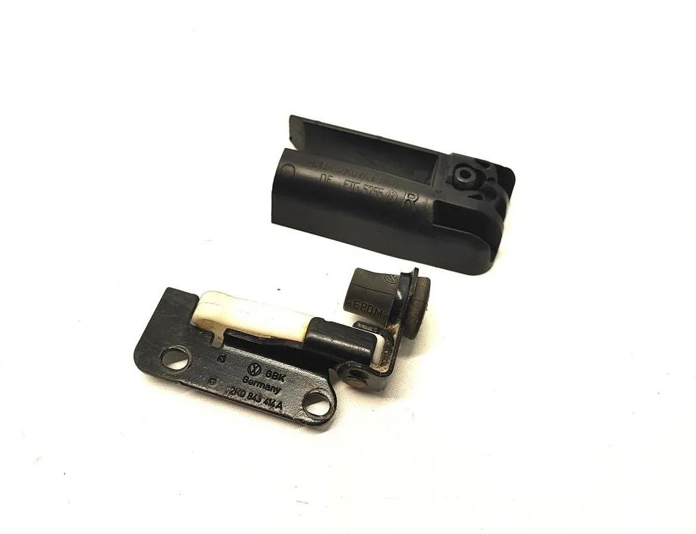 VOLKSWAGEN Caddy 3 generation (2004-2015) Ограничитель задней правой двери 2K0843414A 30493217