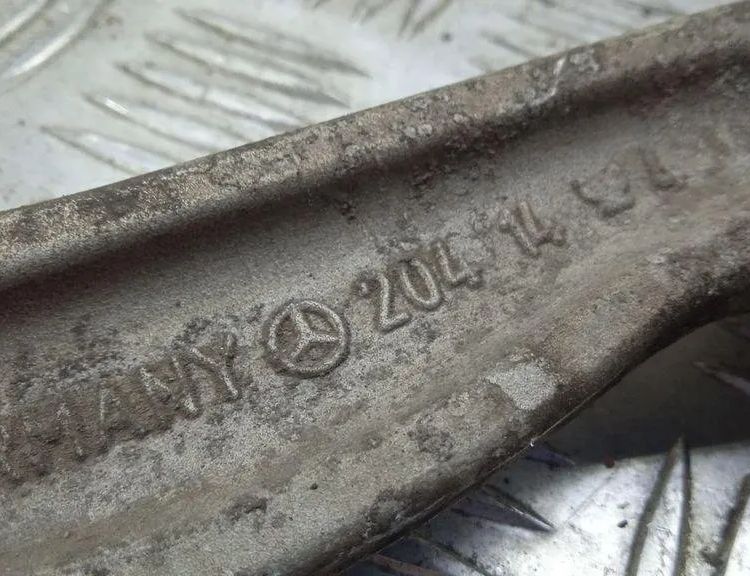 MERCEDES-BENZ C-Class W205/S205/C205 (2014-2023) Rear right H - shaped fork 20414 31126634