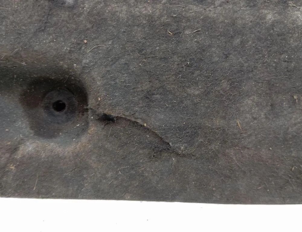 BMW 5 Series F10/F11 (2009-2017) Ľavý spodný kryt 74860610 31129232