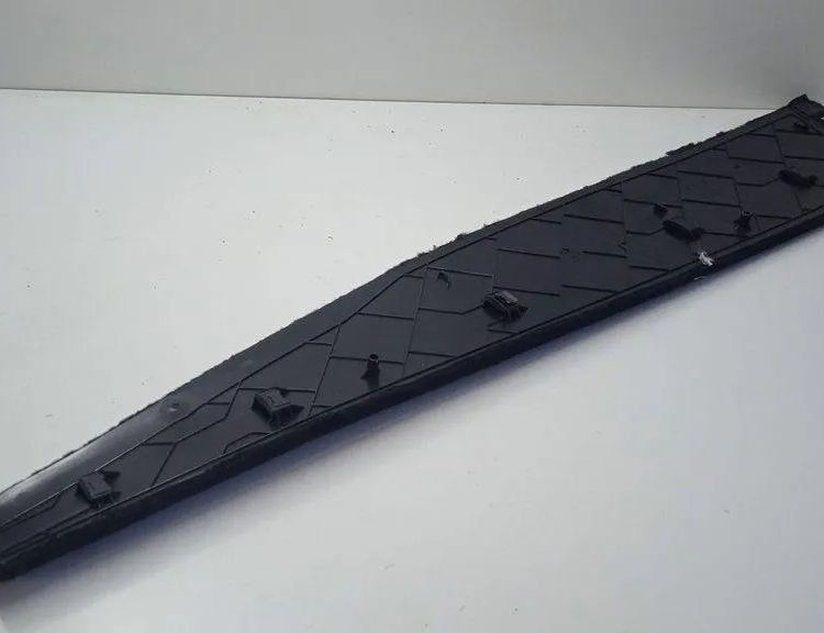 MASERATI Levante 1 generation (2016-2024) Ozdoba stredovej konzoly 105883895C 31132232