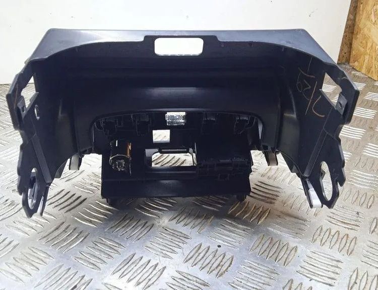 MITSUBISHI Outlander 3 generation (2012-2023) Ostatné vnútorné časti 8010A317 31135964