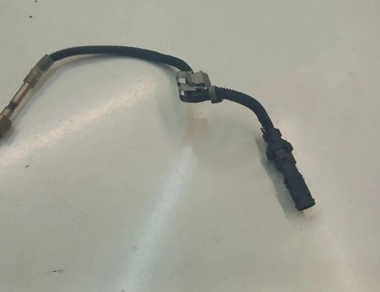 MERCEDES-BENZ C-Class W205/S205/C205 (2014-2023) Senzor teploty výfukových plynov A0009058904 31139377