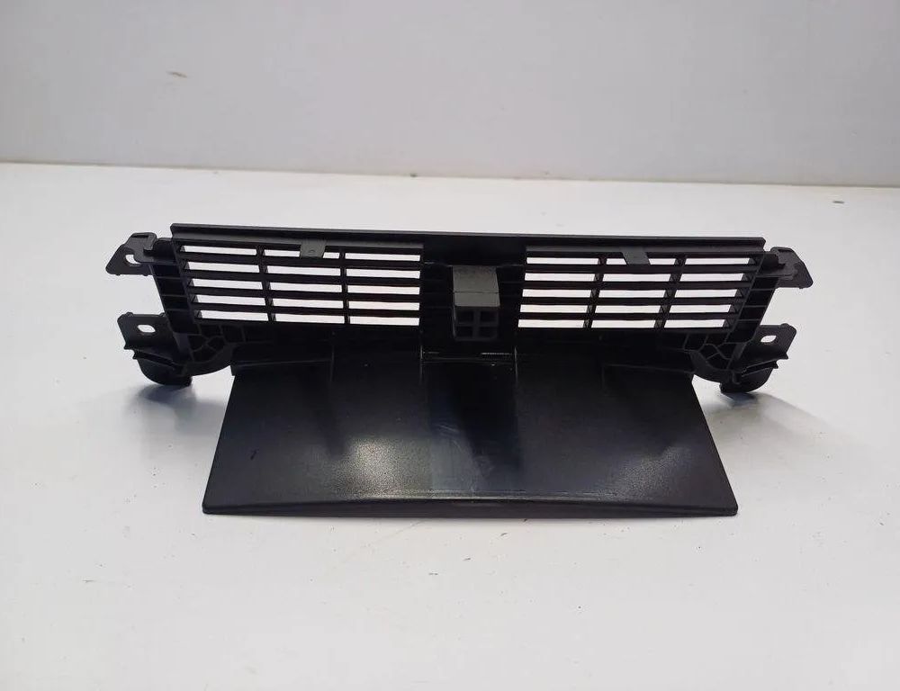 MASERATI Levante 1 generation (2016-2024) Ozdoba stredovej konzoly 105883910C 31152029