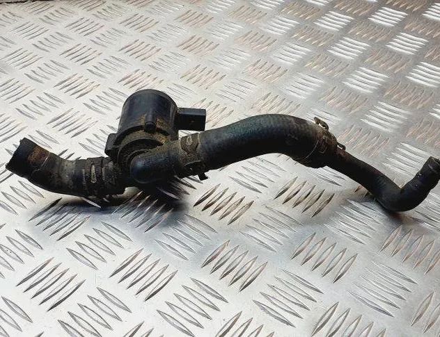 VOLKSWAGEN Passat B7 (2010-2015) Моторчик циркуляции охлаждения 078121601,70207400 31068488