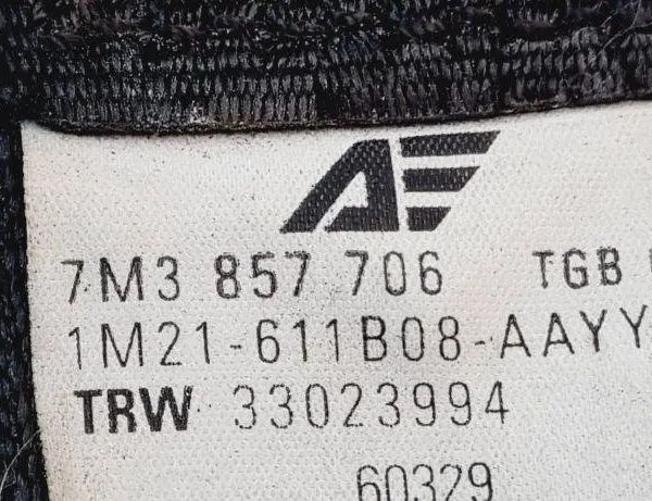 SEAT Alhambra 1 generation (1996-2010) Front Right Seatbelt 7M3857706 31068822