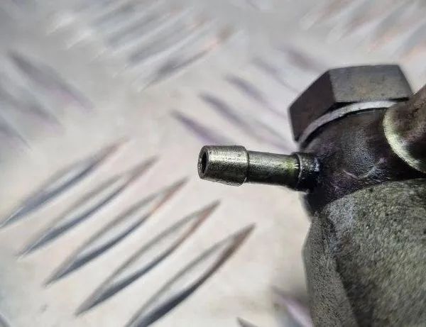 MERCEDES-BENZ C-Class W203/S203/CL203 (2000-2008) Топливная рейка A6110700395 31069542