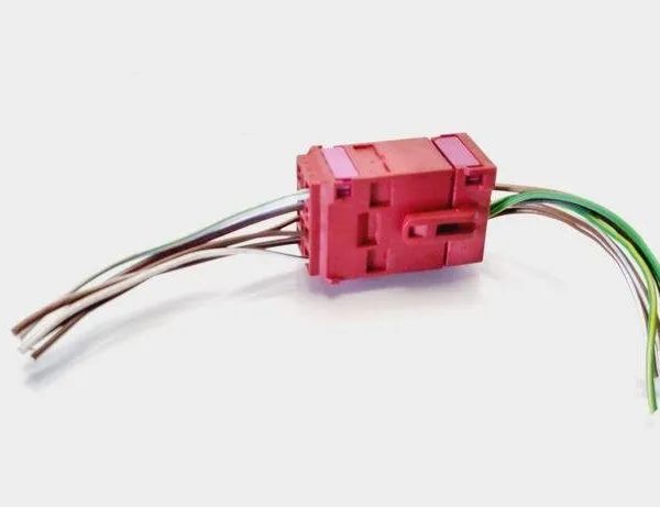 VOLKSWAGEN Passat B7 (2010-2015) Жгут проводов 1J0937733 31072213