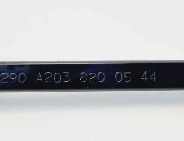 MERCEDES-BENZ C-Class W203/S203/CL203 (2000-2008) Predné stierače A2038200544 31072900