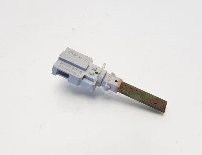 VOLKSWAGEN Passat B7 (2010-2015) Senzor teploty výfukových plynov 1K0907543E 31078426