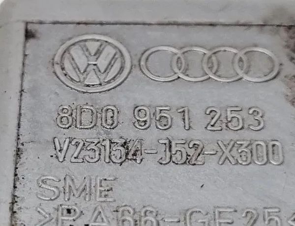 VOLKSWAGEN Passat B7 (2010-2015) Реле 8D0951253 31098002