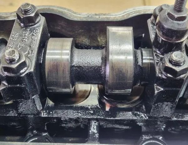 AUDI A4 B5/8D (1994-2001) Hlava valcového motora (Slovak) 028103373N 31099158