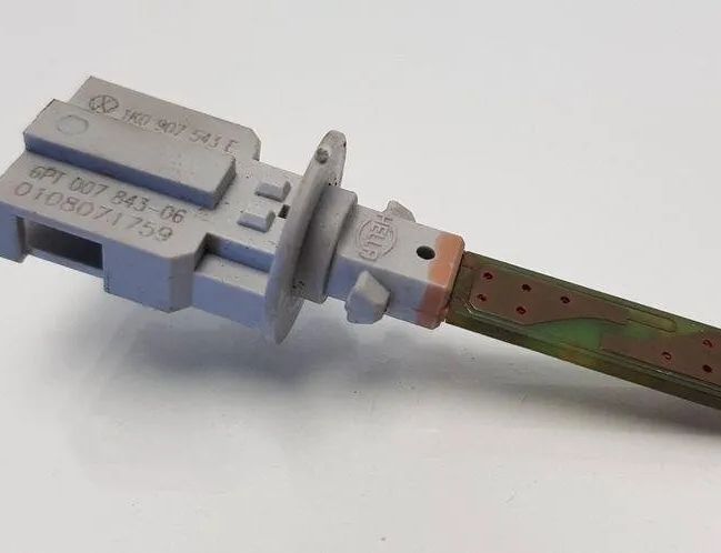 VOLKSWAGEN Passat B7 (2010-2015) Senzor teploty výfukových plynov 1K0907543E 31103000