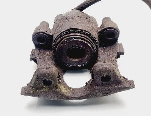 LINCOLN Town Car 3 generation (1998-2011) Rear Right Brake Caliper 31103397