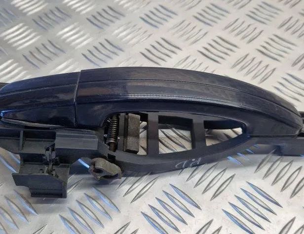 FORD Focus 2 generation (2004-2011) Left Side Sliding Door Exterior Handle 3M51R224A37AD 31104516