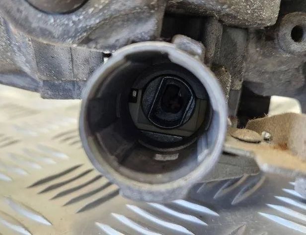 CHRYSLER Voyager 3 generation (1995-2001) Riadiaci mechanizmus P04680125 31109103