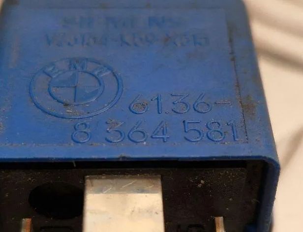 BMW 3 Series E46 (1997-2006) Relé 61368364581 31112680