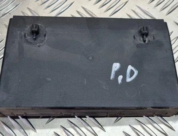 MERCEDES-BENZ C-Class W203/S203/CL203 (2000-2008) Блок управления дверей передние левые 2038201285 31119061