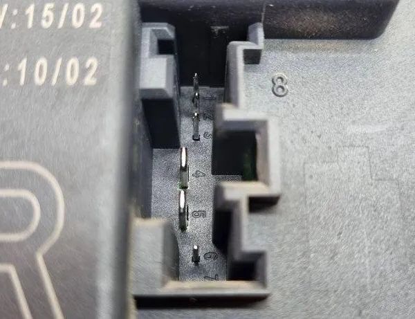 MERCEDES-BENZ C-Class W203/S203/CL203 (2000-2008) Блок управления дверей передние левые 2038201285 31119061