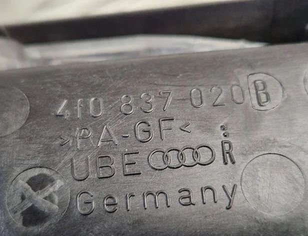 AUDI A6 C6/4F (2004-2011)  Правая задняя внутренняя ручка открытия 4F0837020B 31119913