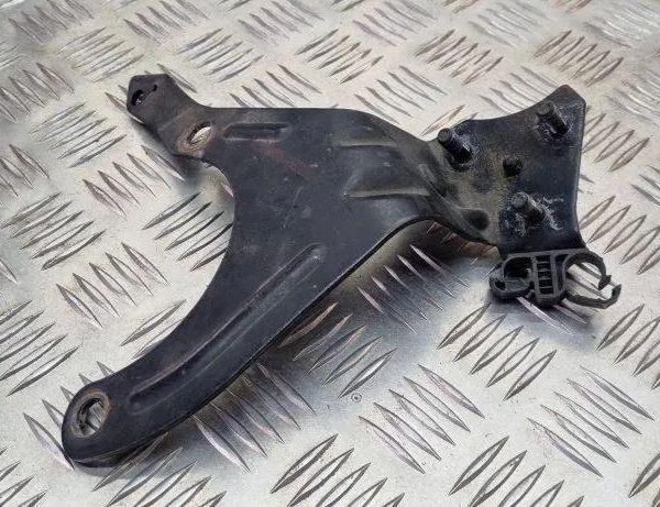 VOLVO 440 1 generation (1988-1996) Ostatné časti karosérie 31121171