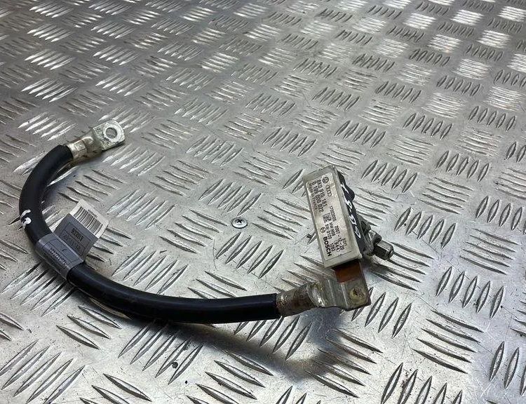 AUDI A5 8T (2007-2016) Положительный аккумуляторный кабель 8K0915181 31824641