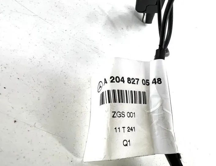 MERCEDES-BENZ C-Class W204/S204/C204 (2004-2015) Zosilňovač antény na kufri A2048270548 24659503