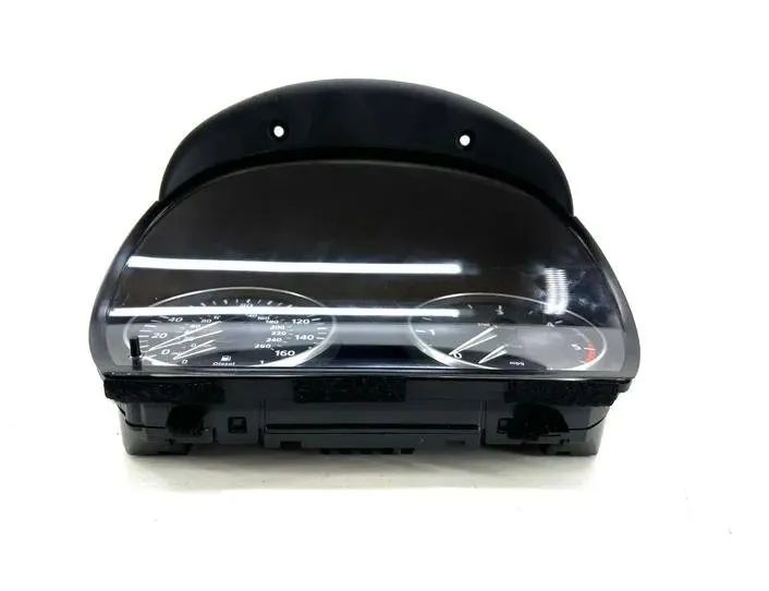 BMW 3 Series E90/E91/E92/E93 (2004-2013) Rýchlosťomer 6983488,619002429,14369510 24659668