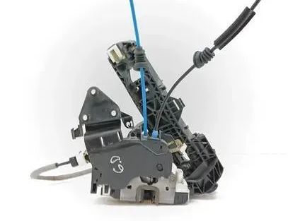 MERCEDES-BENZ C-Class W204/S204/C204 (2004-2015) Zámok pravých zadných dverí A2047300435,A2047600834 25053402