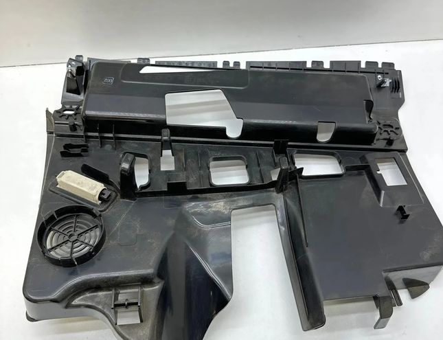 BMW 5 Series F10/F11 (2009-2017)  Нижняя панель 9166702,9193005,10822910 26093892