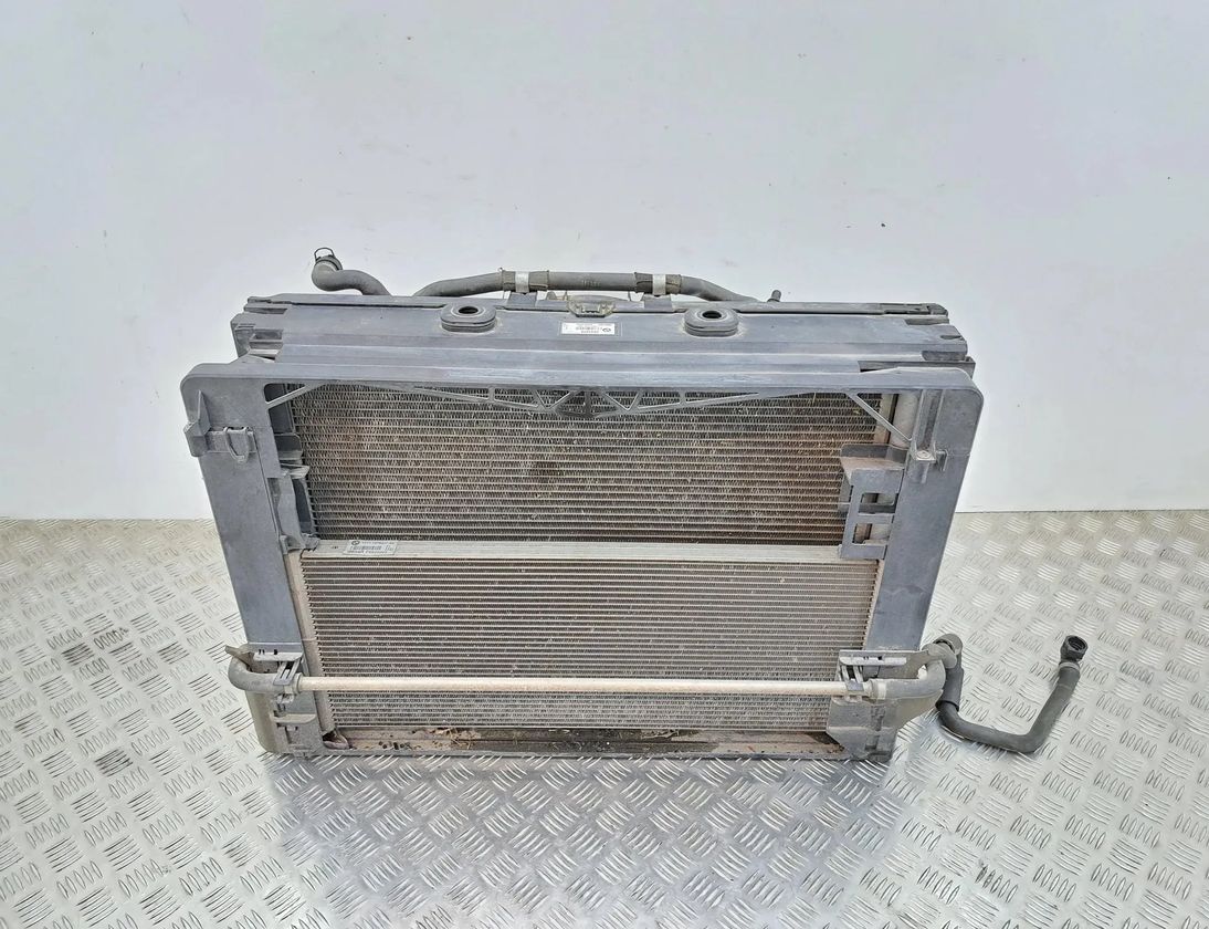 BMW 7 Series F01/F02 (2008-2015) Chladiace diely 7621272 28019708