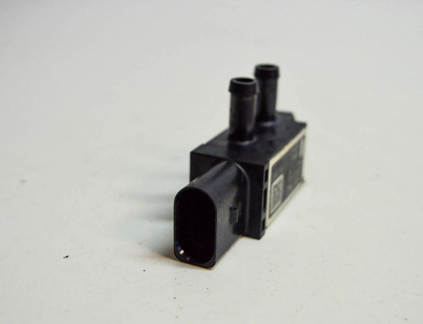 VOLKSWAGEN Passat B8 (2014-2023) DPF Pressure Sensor 03N906051B 10580806