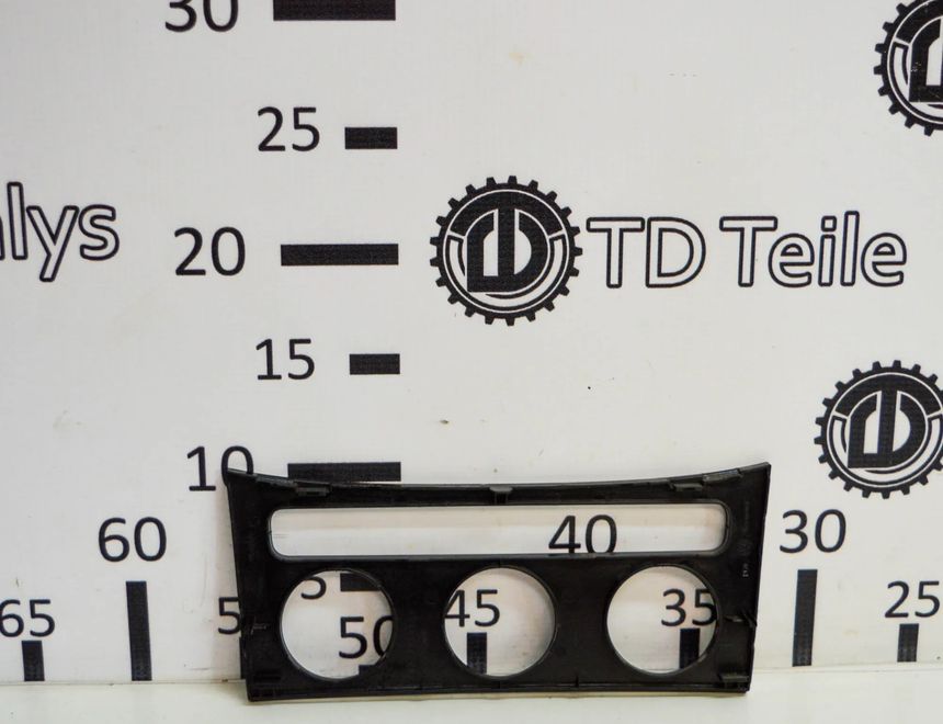 VOLKSWAGEN Passat B6 (2005-2010) Ostatné časti výbavy 3C0863100E 11535043