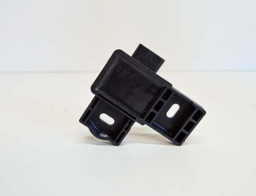 AUDI A4 B9/8W (2015-2024) Управление топливным насосом 8K0906651C 14377076