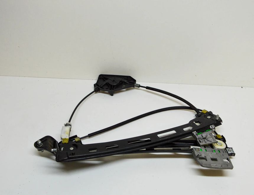 VOLKSWAGEN Passat CC 1 generation (2008-2017) Regulátor okna pravých predných dverí 962846-102 15116282