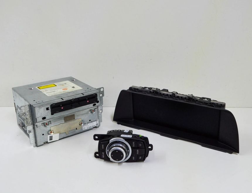 BMW 5 Series F10/F11 (2009-2017) Navigačný systém 9227561,9206444,9202222,9199602 17236001