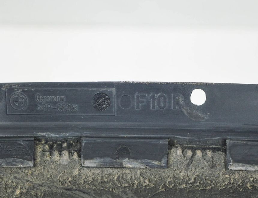 BMW 5 Series F10/F11 (2009-2017) Front Right Inner Fender Rear Part F10R 17616013