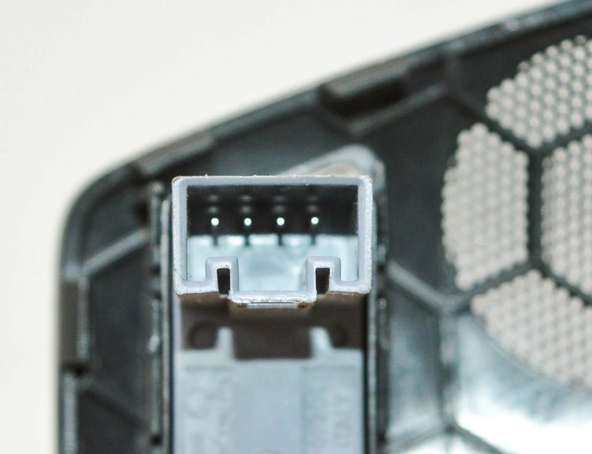 SKODA Octavia 2 generation (2004-2013)  Крышка динамика 1Z0868160A 22149536