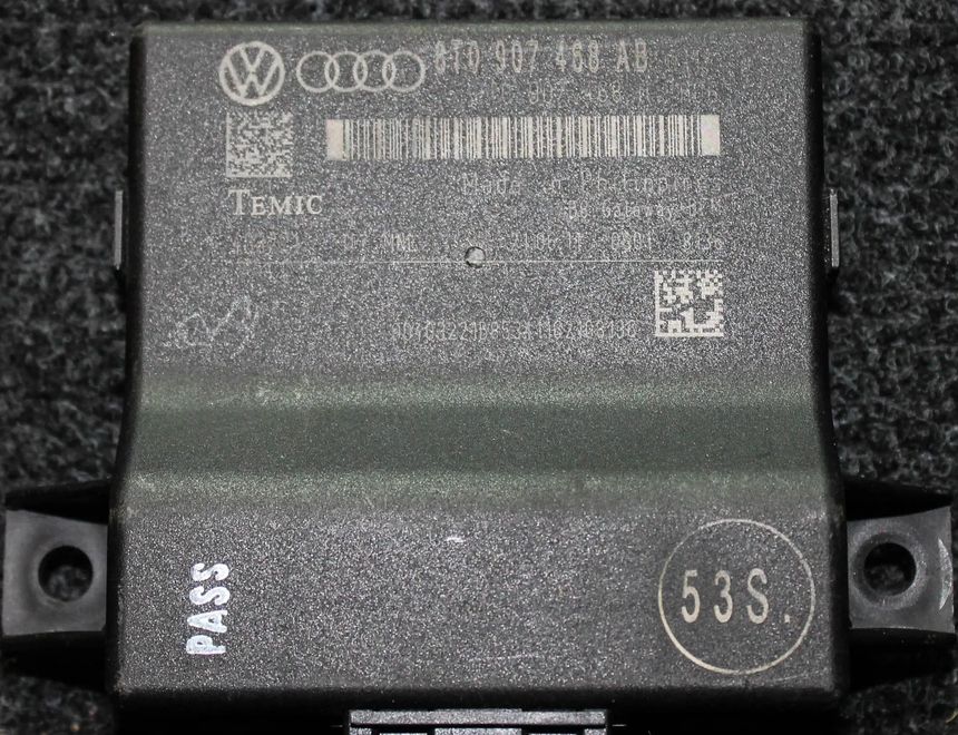 AUDI A4 B8/8K (2011-2016) Kontrolná jednotka brány 8T0907468AB 2433944