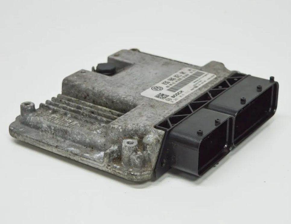 SKODA Superb 2 generation (2008-2015) Блок управления двигателем 03G906021QM 2630242