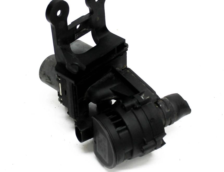 VOLKSWAGEN Golf 7 generation (2012-2024) Obiehový vodný motor 392023007 2666550