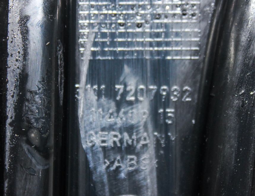 BMW 5 Series F10/F11 (2009-2017) Держатель переднего правого крыла 7207932 27000309