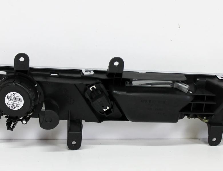 AUDI A6 C6/4F (2004-2011) Кронштейн ручки передней левой двери 4F0837019C 2775586