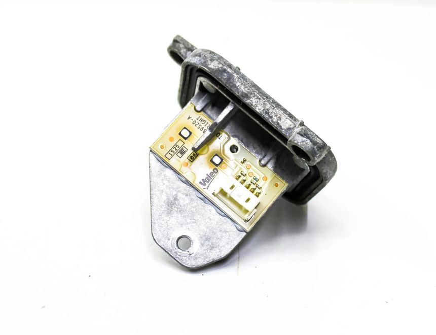 BMW X1 F48/F49 (2015-2023) Ovládacia jednotka LED svetiel 90068145 27983991