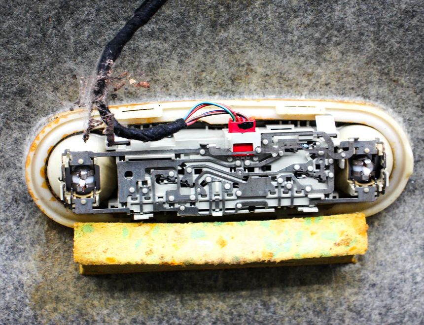 AUDI A4 B8/8K (2011-2016) Черная крыша 8K5867505,8K5867501,8K0867233,8K0857552,8K5867288,8K0951177,8T0947135B,8K0857607,8K0867282,8K5867245 30304578