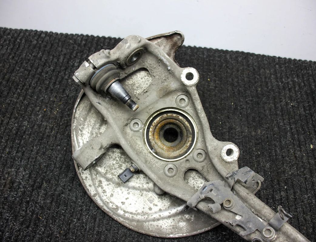 AUDI A5 F5 (2016-2024) Ступица передняя левая 8W0407559,8W0407241F 32144359
