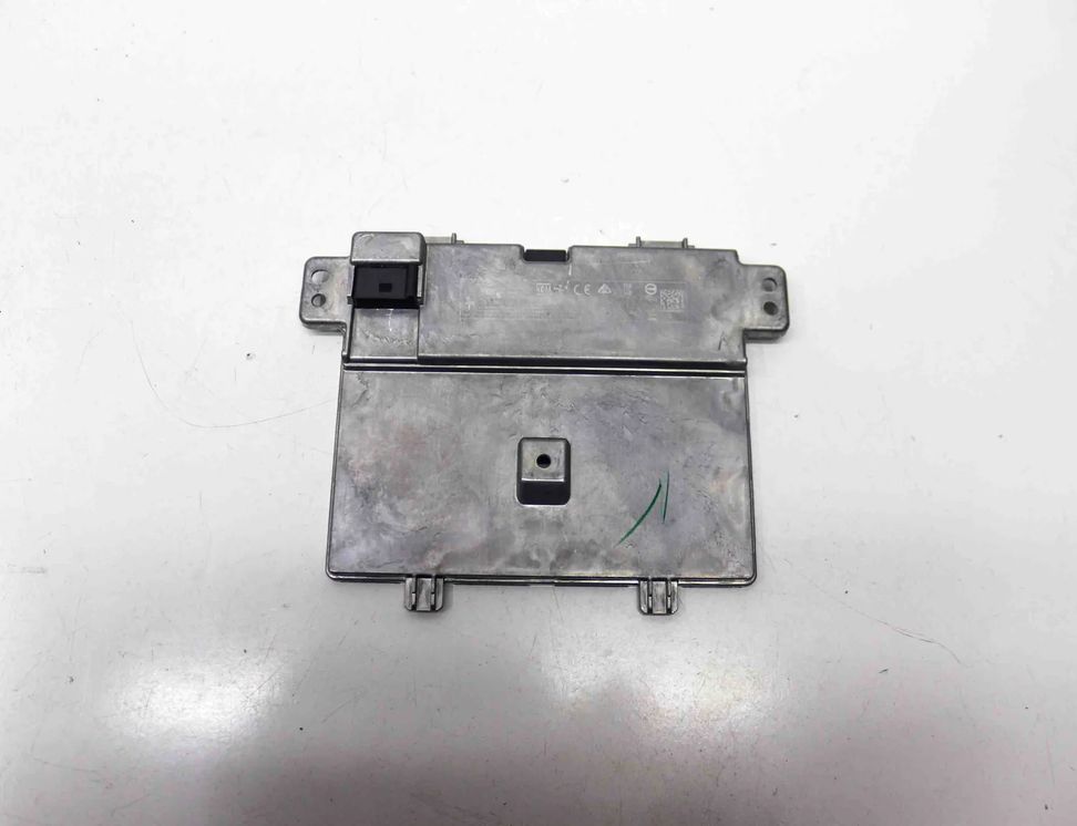 TESLA Model 3 1 generation (2017-2024) Беспроводная зарядная станция 175510000A 32405034