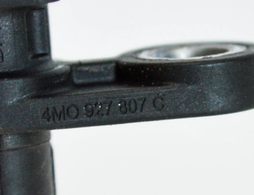 AUDI A4 B9/8W (2015-2024) Pravý zadný senzor ABS 4M0927807C 3348443