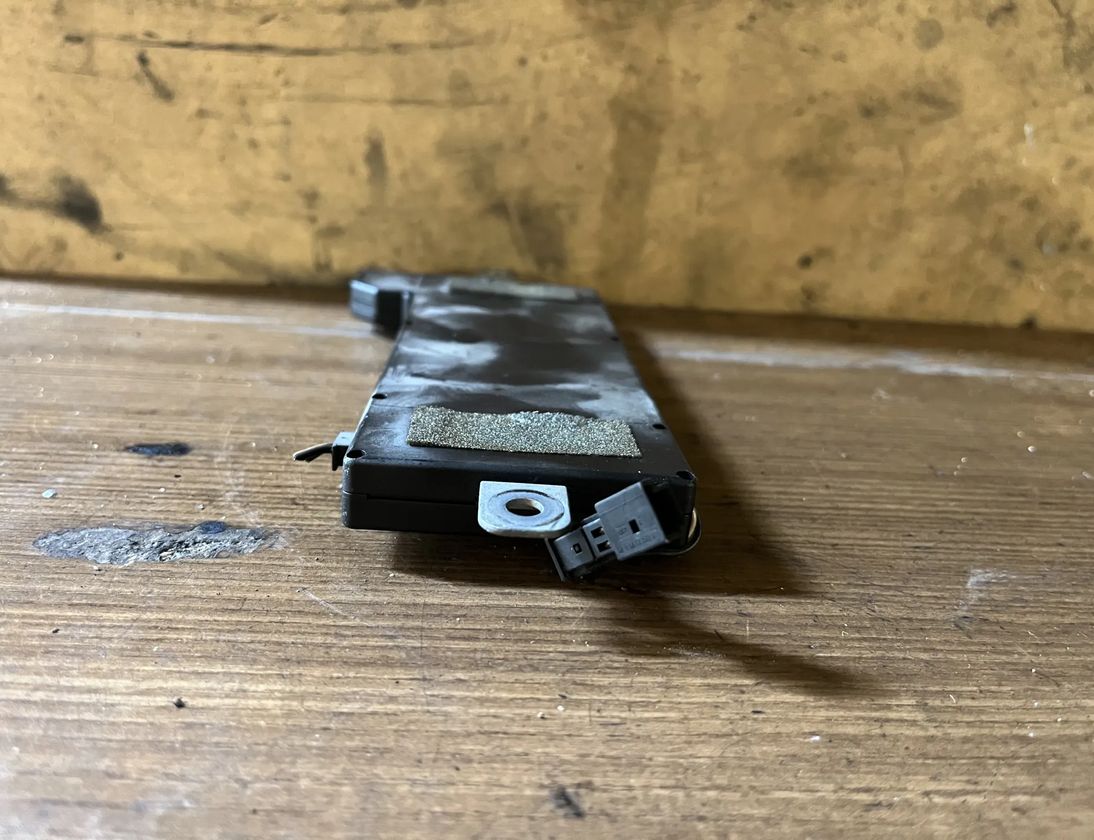 MERCEDES-BENZ C-Class W203/S203/CL203 (2000-2008) Антенный модуль A2038207989 20397421