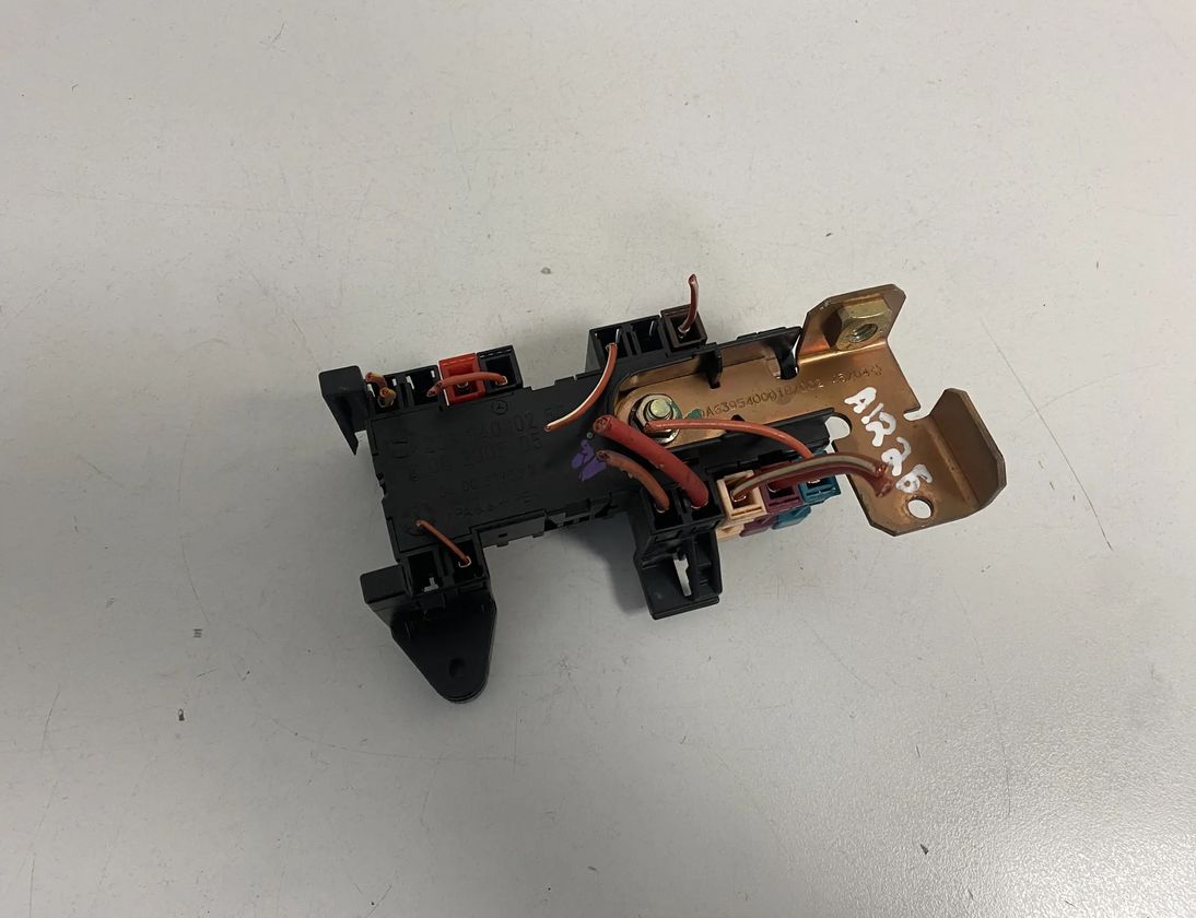 MERCEDES-BENZ Vito W639 (2003-2015) Блок предохранителей A6395400018 22968012